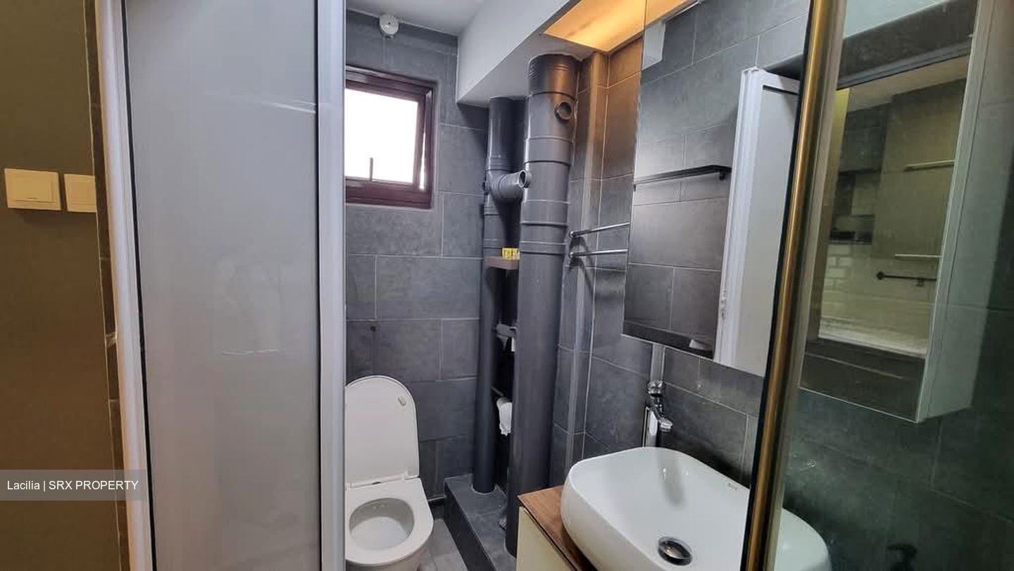 Blk 18 Dover Ville (Queenstown), HDB 4 Rooms #563308941